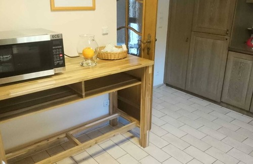 Heimbach House | Great, cottage very well equipped. Approximately 8 minutes walk to the lake.