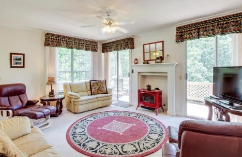 Groveland House | Great Escape Cabin (08/253)