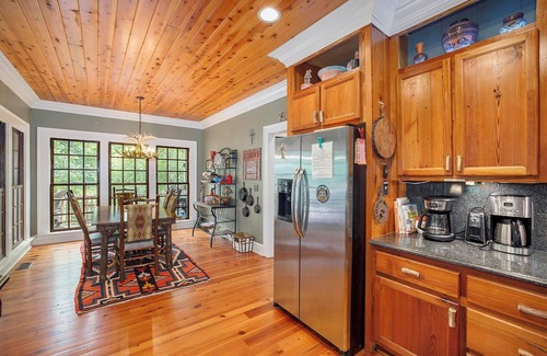 Mentone House | Great family Escape on the Lake