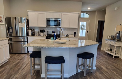 Shenandoah House | Great Family Home with children’s room.