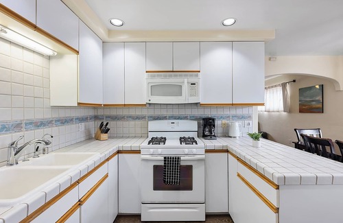 Pacific Beach House | Great Family Home with Wonderful Outdoor Area - Walk to Beach, Dog-Friendly!