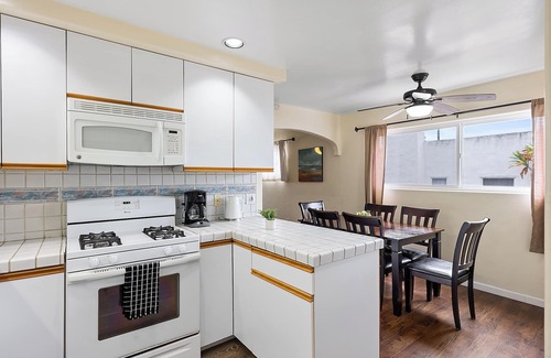 Pacific Beach House | Great Family Home with Wonderful Outdoor Area - Walk to Beach, Dog-Friendly!