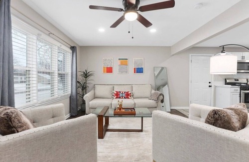 Lee's Summit House | Great for Families KingBeds|Arcade|Near DT LS