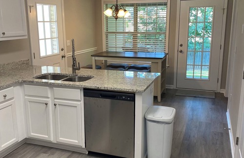Northport House | Great Gameday or just Great Getaway- Close to everything. Northport /Tuscaloosa