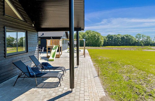 Sydals House | Great group holiday home with a large kitchen, WiFi and oven as well as WiFi