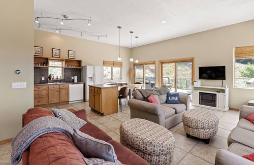 Shelby House | Great Lakes Villa with Private Shared Beach Access