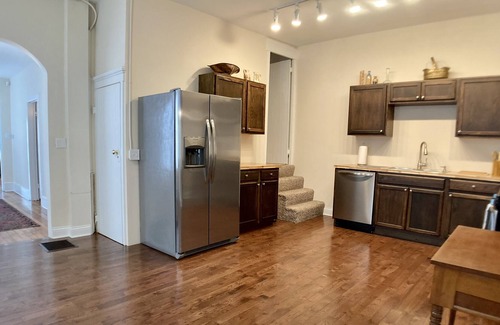 Shelby Park House | Great launching spot for your Louisville trip!