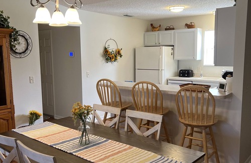The Villages House | Great location! 2 bedroom ranch w/all the comforts of home!