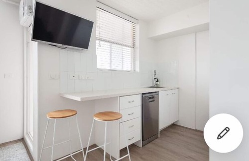 Bondi Apartment | Great location close to everything Bondi