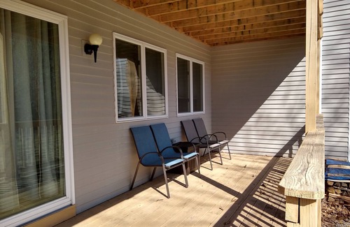 North Conway Condo | Great Location for All the Attractions - Story Land, Cranmore, and Attitash