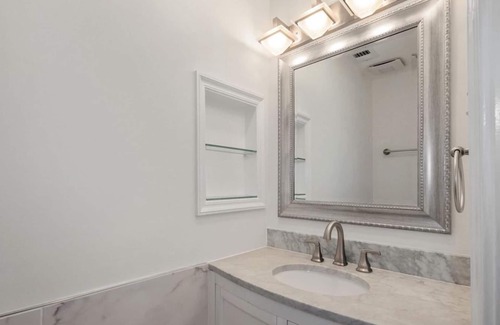 North Bethesda Condo | Great Location in the heart of North Bethesda, MD. Pet Friendly, 15 min from DC