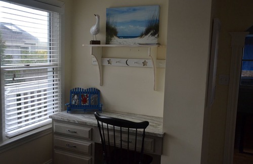 Pine Point House | GREAT LOCATION IN PINE POINT NICEn4 bedrooms 4 baths, sleeps 10, Central Air