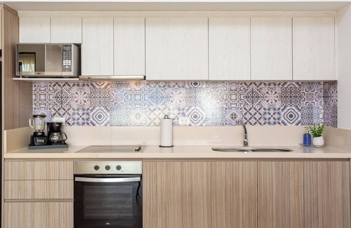 Tohoku Apartment | Great Location, groceries, beach 5th ave very spacious and confortable