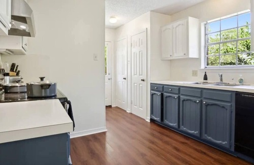 South Baton Rouge House | Great Location Near LSU & DT! 3 BR Home!