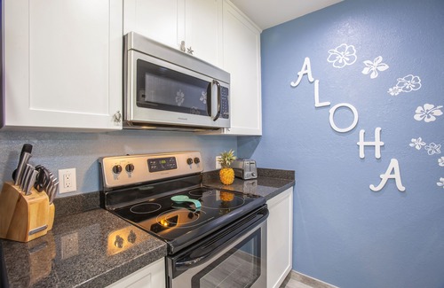 Kihei Condo | Great Location- Quiet Beach, Small Complex, Walk to Bars & Restaurants