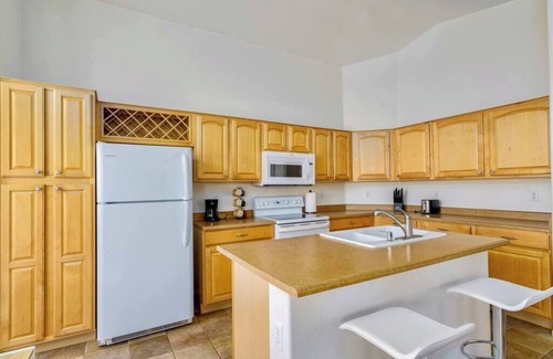 Litchfield Park House | Great location! near shopping & entertainment