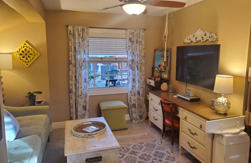 Delray Beach House | Great Location with Tropical Backyard Oasis!