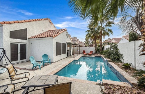 Green Valley House | Great neighborhood!
