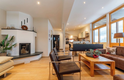 Viehhofen Apartment | Great penthouse with terrace in prime location