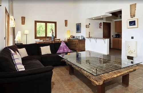 Crestatx Villa | Great Pollensa Villa | Villa Canya Vera | 3 Bedrooms | Private Pool | Perfect.