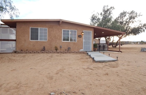 Yucca Valley Cabin | Great property near Joshua Tree Park and PioneerTown.
