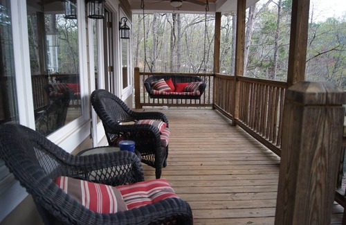 Reed Creek House | GREAT RATES! Deep Water, Great House, & Awesome Location!