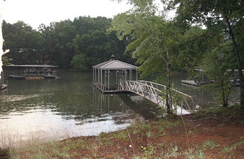 Reed Creek House | GREAT RATES! Deep Water, Great House, & Awesome Location!
