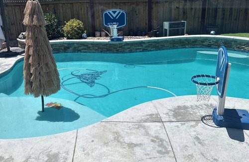 Lathrop House | Great riverisland house only first floor bedroom and bathroom pool included
