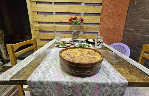 Old Cairo Apartment | Great Space near the Pyramids!