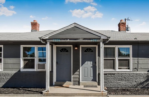 Dupont Apartment | Great Updated King Bed Near Denver Fun/Sports/Music
