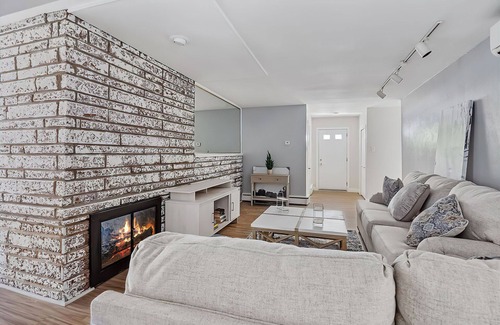 Graduate Hospital Apartment | Great Vibe 3BR/2BA Philadelphia Home