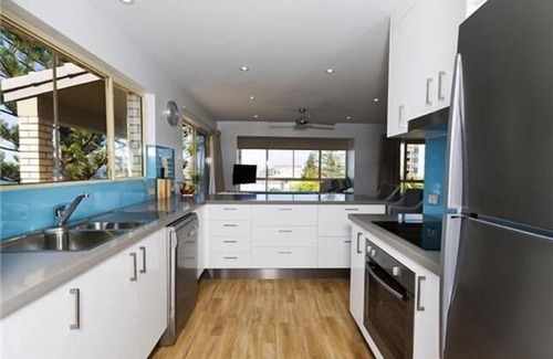 Kings Beach Apartment | Great views, fast WiFi