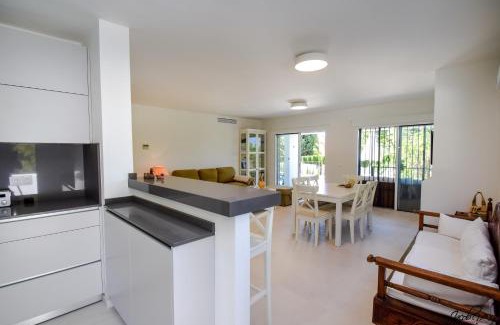 Elviria House | Great Villa Near Beach and Marbella