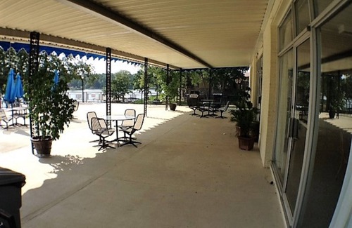 Mid America Condo | Great Weekend Getaway-Weekly/Monthly Discounts