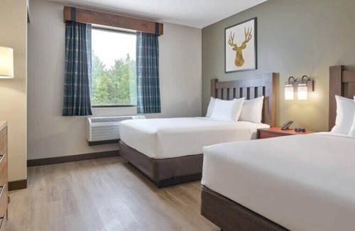 Rural Estates Hotel | Great Wolf Lodge Naples
