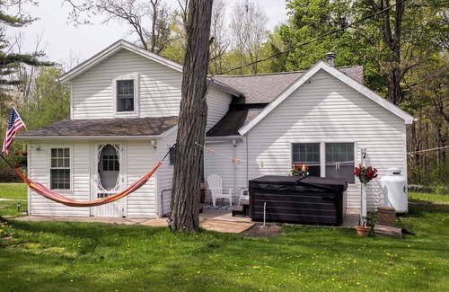 Hammondsport House | Green Acres in The Finger Lakes -located along The Keuka Lake Wine Trail