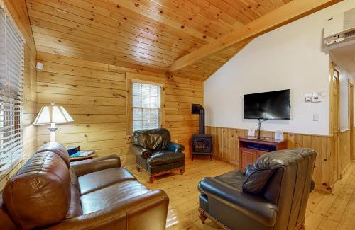 Northport House | Green Ash Cabin 101