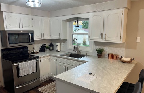 Green Bay House | Green Bay retreat just minutes from Lambeau Field