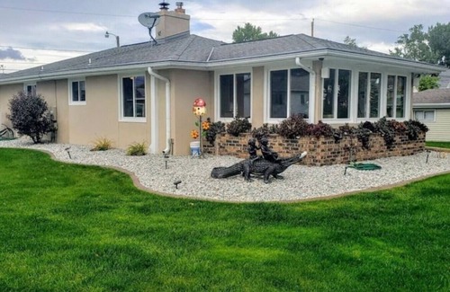 Suamico House | Green Bay Waterfront Home