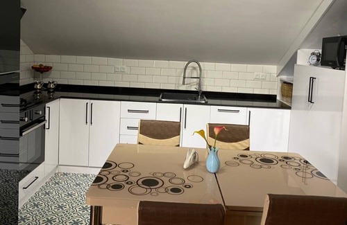 Mtsvane Kontskhi House | Green Cape Guest House