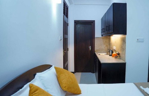 Boralesgamuwa Apartment | Green Eye Apartment & Hotel