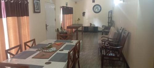 Andiambalama Resort | Green garden airport resort