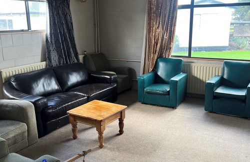 Temuka House | Green Hayes Estate Rentals - R5 Magnolia House in quiet peaceful country setting