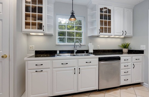 Green Hills House | Green Hills Escape | Family & Pet Friendly