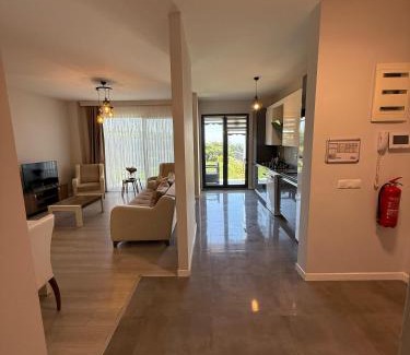 Cinarcik Hotel | Green Hills Suites