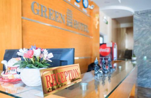 Binh Tan Hotel | Green Hotel Vĩnh Lộc