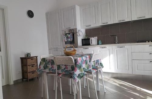 Cogoleto Apartment | Green House