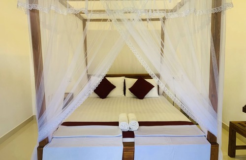 Sigiriya Hotel | Green Hut Hotel and Restaurant.