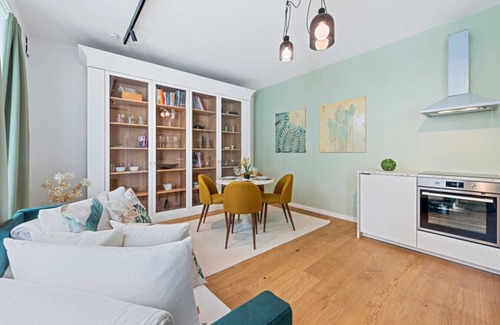 Mariahilf Apartment | Green Jungle Apartment - Oasis in the heart of Vienna