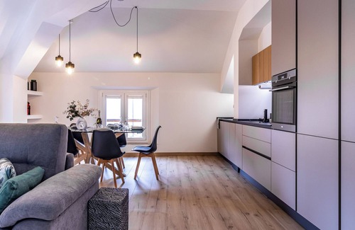 Old Town Apartment | Green Lux-Via Canalino| ZTL pass and parking, air conditioning, Wi-Fi